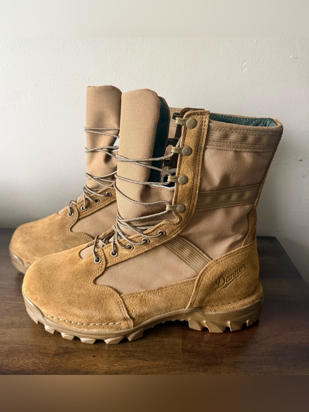 Danner TFX 1200G Coyote Brown Military 8" Boots Mens Size 10R Vibram NWOB
